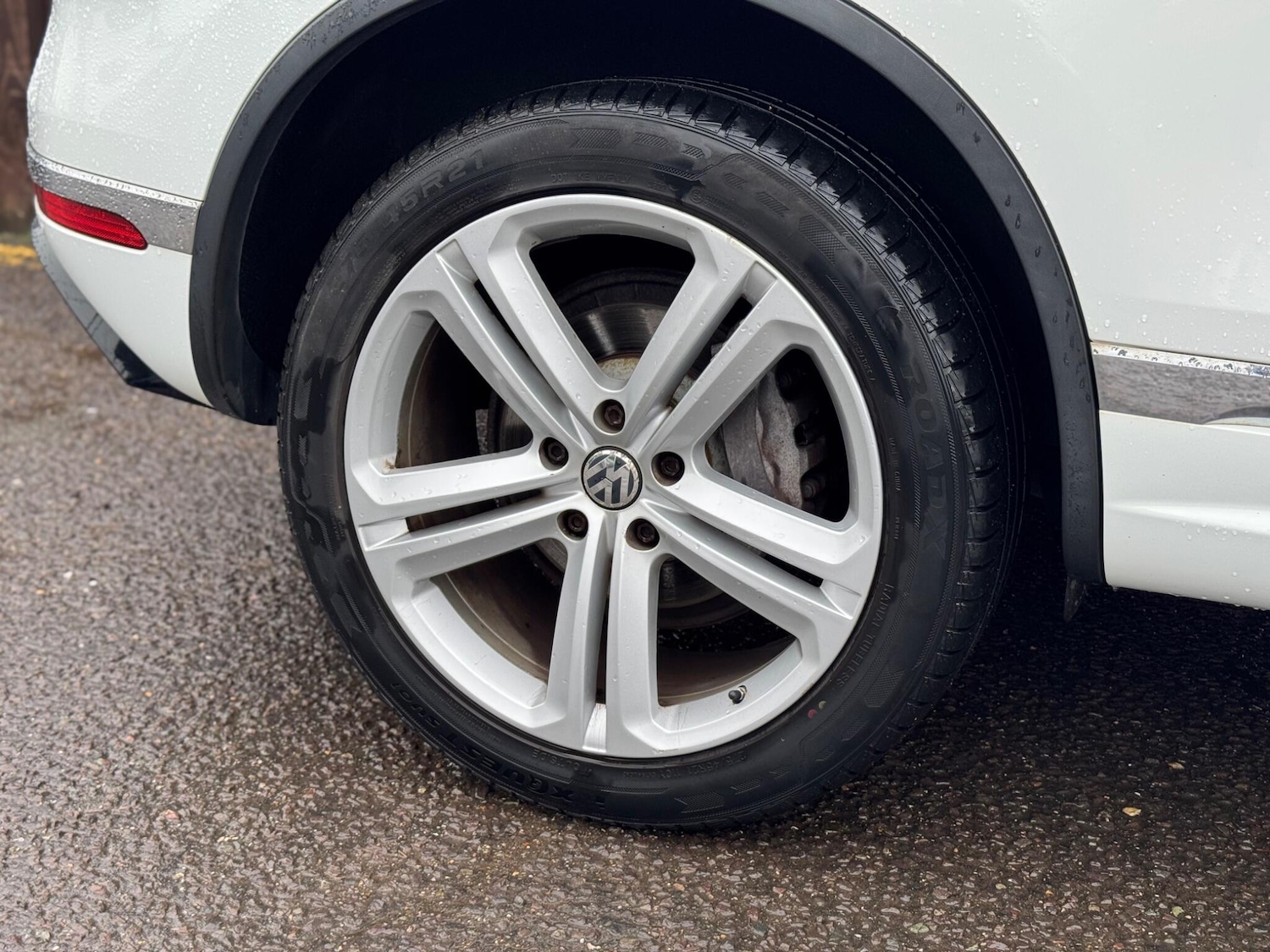 Used Volkswagen Touareg for sale - 76964687: Photo 9