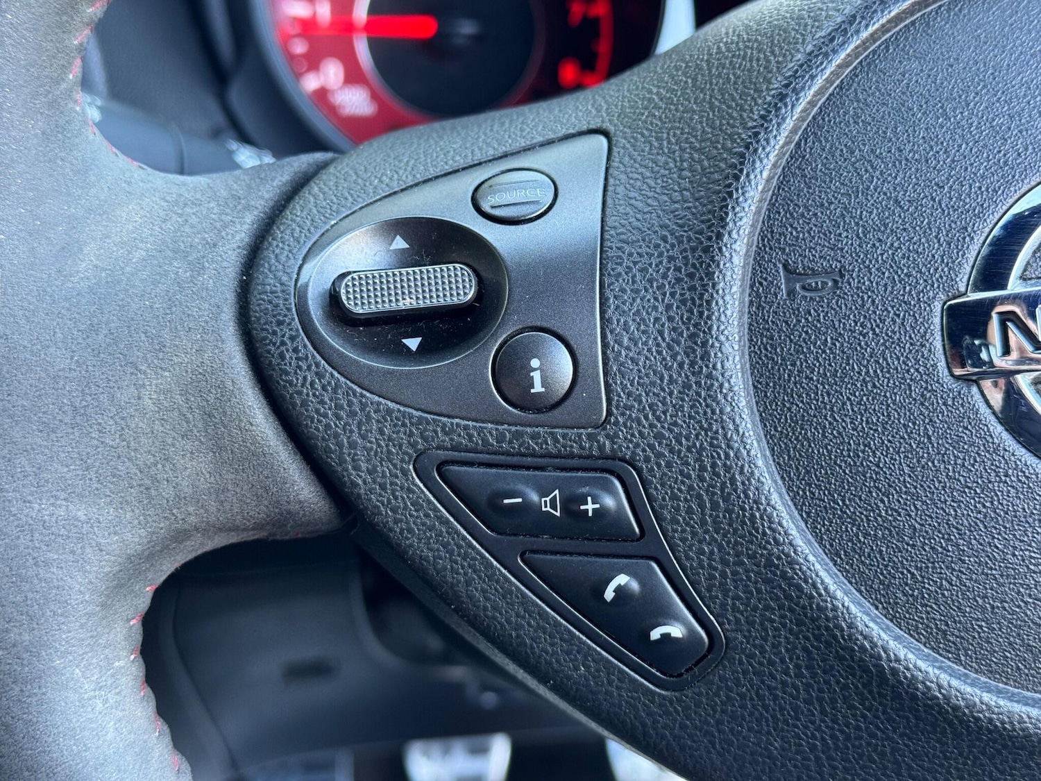 Used Nissan Juke 2017 for sale - 76824650: Photo 44