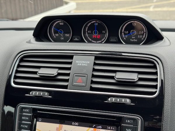 Used Volkswagen Scirocco 2015 for sale - 76318059: Photo 34