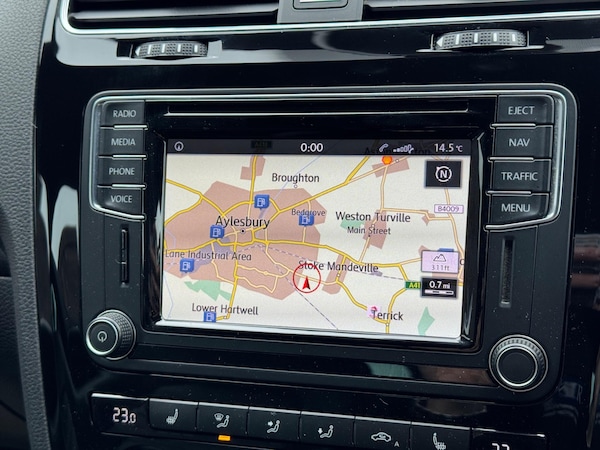 Used Volkswagen Scirocco 2015 for sale - 76318059: Photo 35