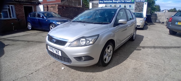 Used Ford Focus 2010 for sale - 75348958: Photo 4
