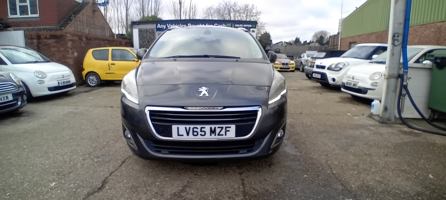 Used Peugeot 5008 2015 for sale - 77054969: Photo 2