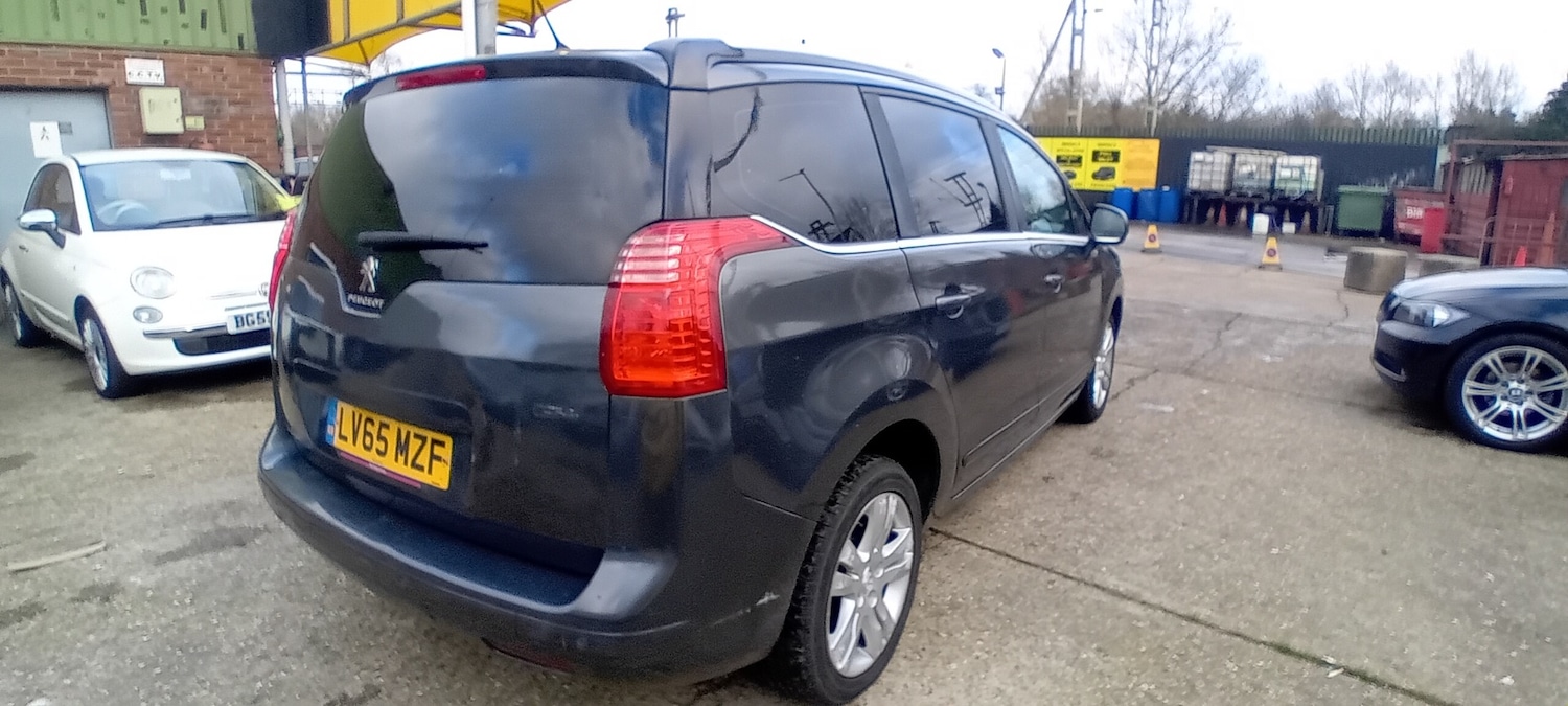 Used Peugeot 5008 2015 for sale - 77054969: Photo 8
