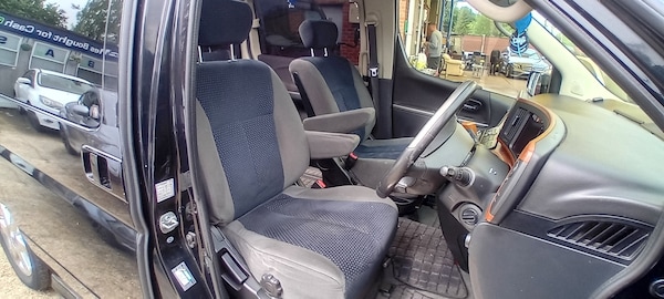 Used Nissan Elgrand 2017 for sale - 75119459: Photo 11