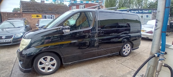Used Nissan Elgrand 2017 for sale - 75119459: Photo 5