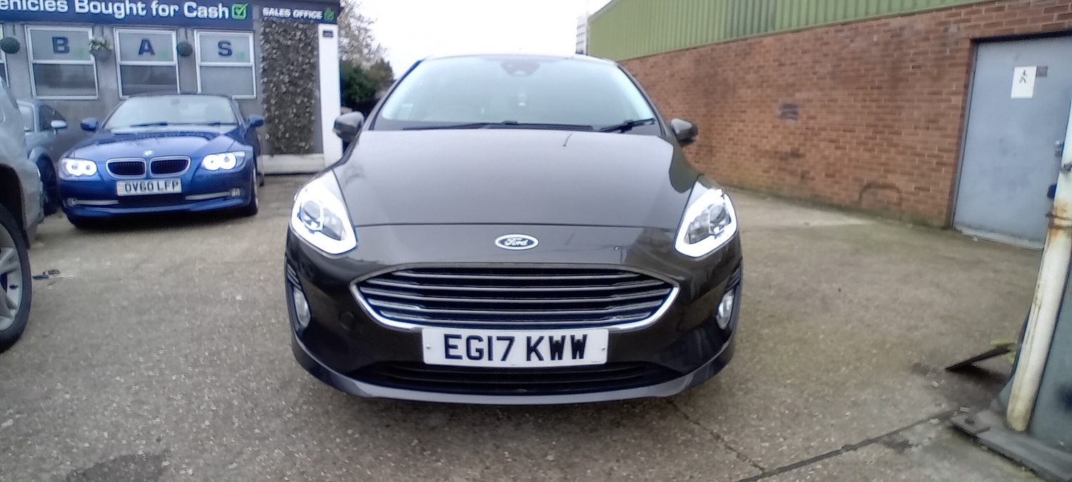 Used Ford Fiesta 2017 for sale - 77595569: Photo 2