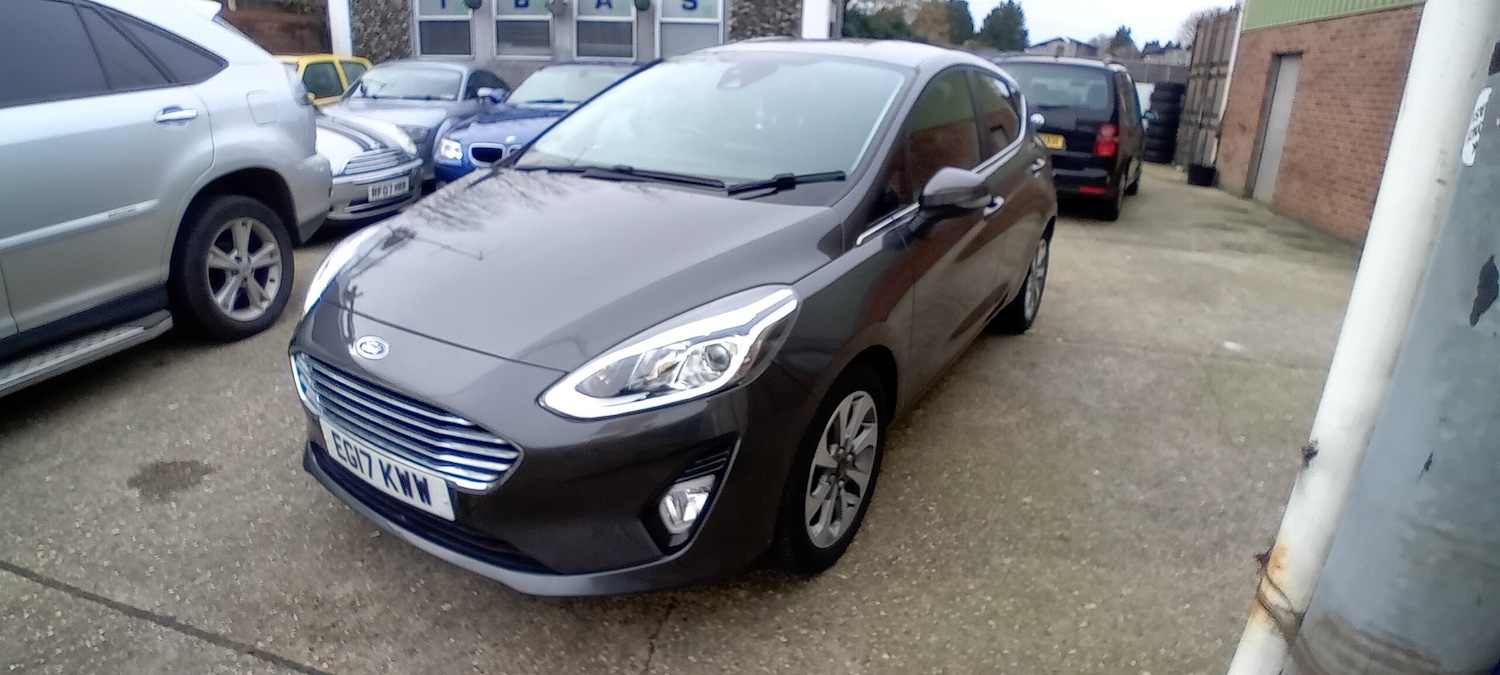 Used Ford Fiesta 2017 for sale - 77595569: Photo 3