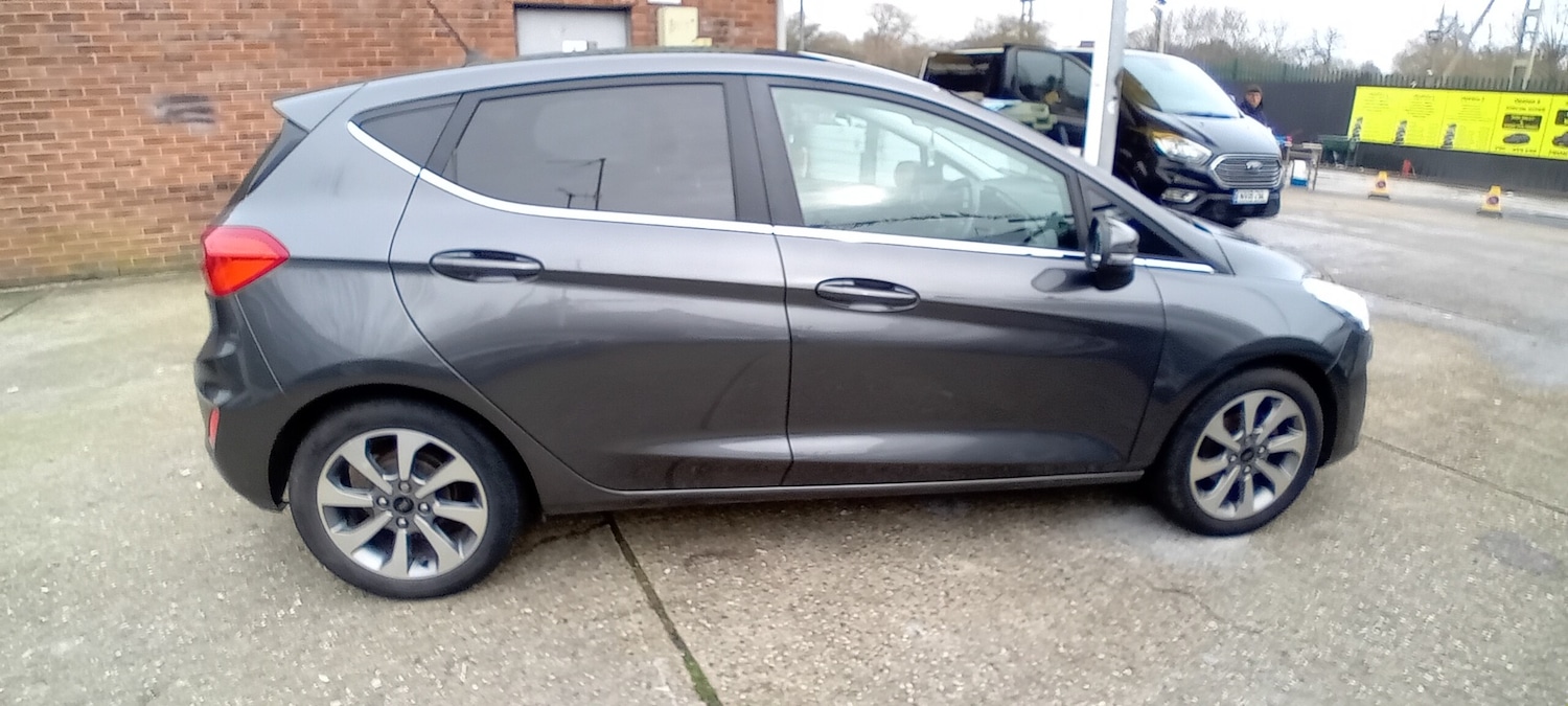 Used Ford Fiesta 2017 for sale - 77595569: Photo 8