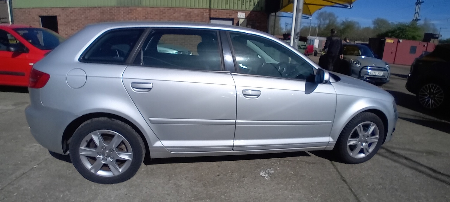 Used Audi A3 2011 for sale - 78143839: Photo 9