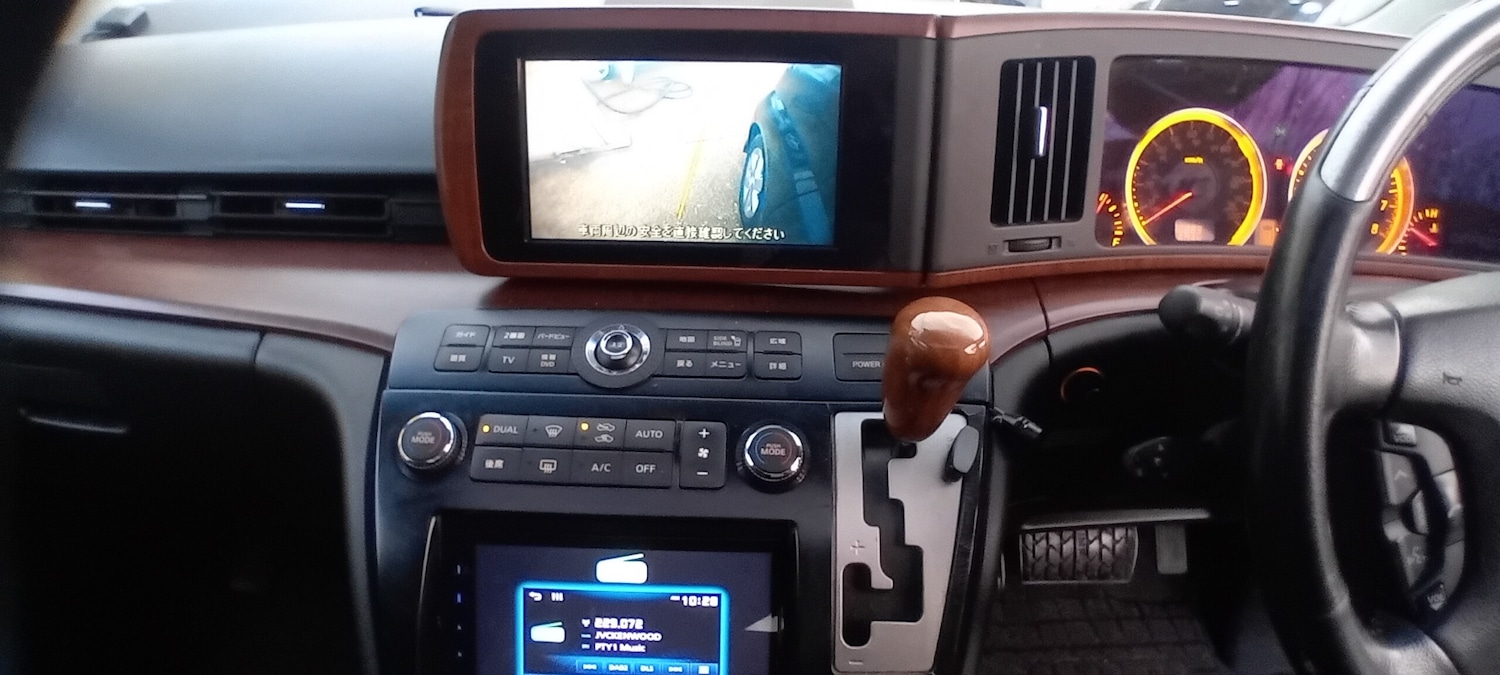 Used Nissan Elgrand 2017 for sale - 76748464: Photo 19