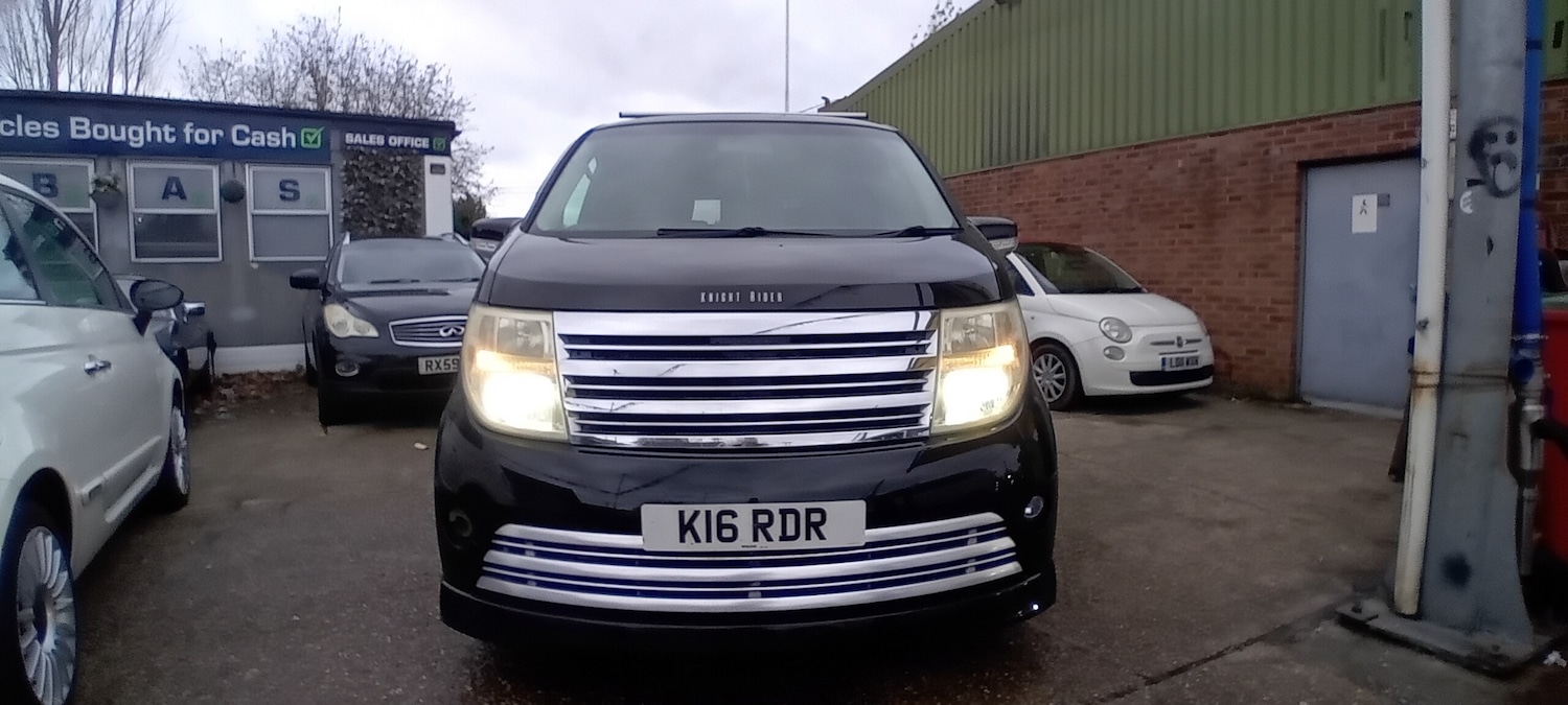 Used Nissan Elgrand 2017 for sale - 76748464: Photo 2