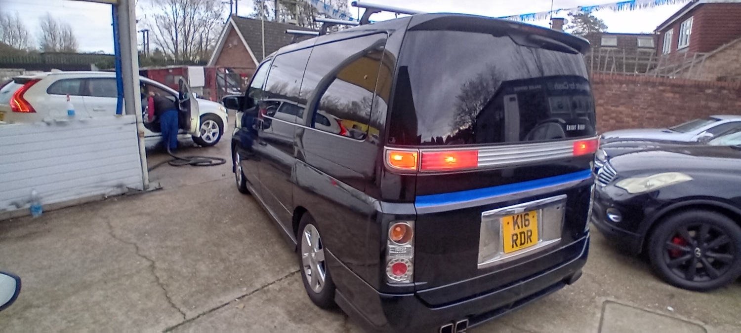 Used Nissan Elgrand 2017 for sale - 76748464: Photo 6