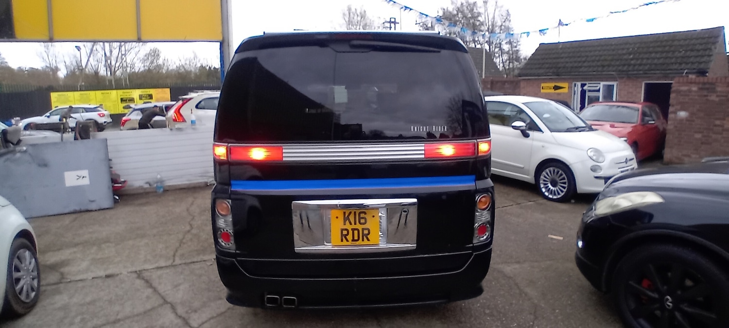 Used Nissan Elgrand 2017 for sale - 76748464: Photo 7