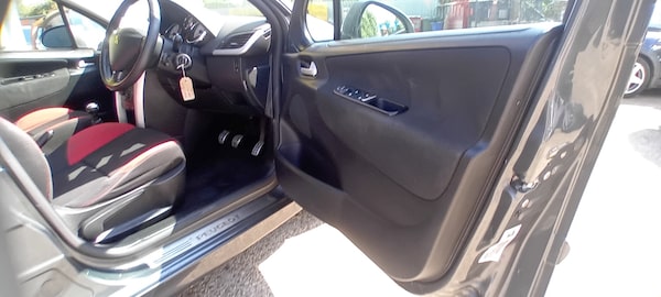 Used Peugeot 207 2012 for sale - 75567656: Photo 11
