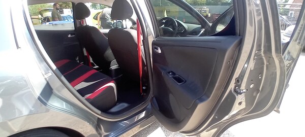 Used Peugeot 207 2012 for sale - 75567656: Photo 13