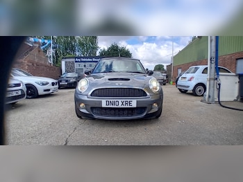 Used MINI Convertible 2010 for sale - 75466752: Photo