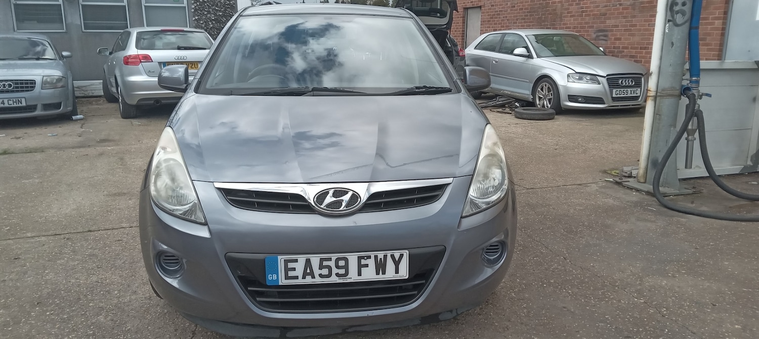 Used Hyundai i20 2009 for sale - 78038870: Photo 2