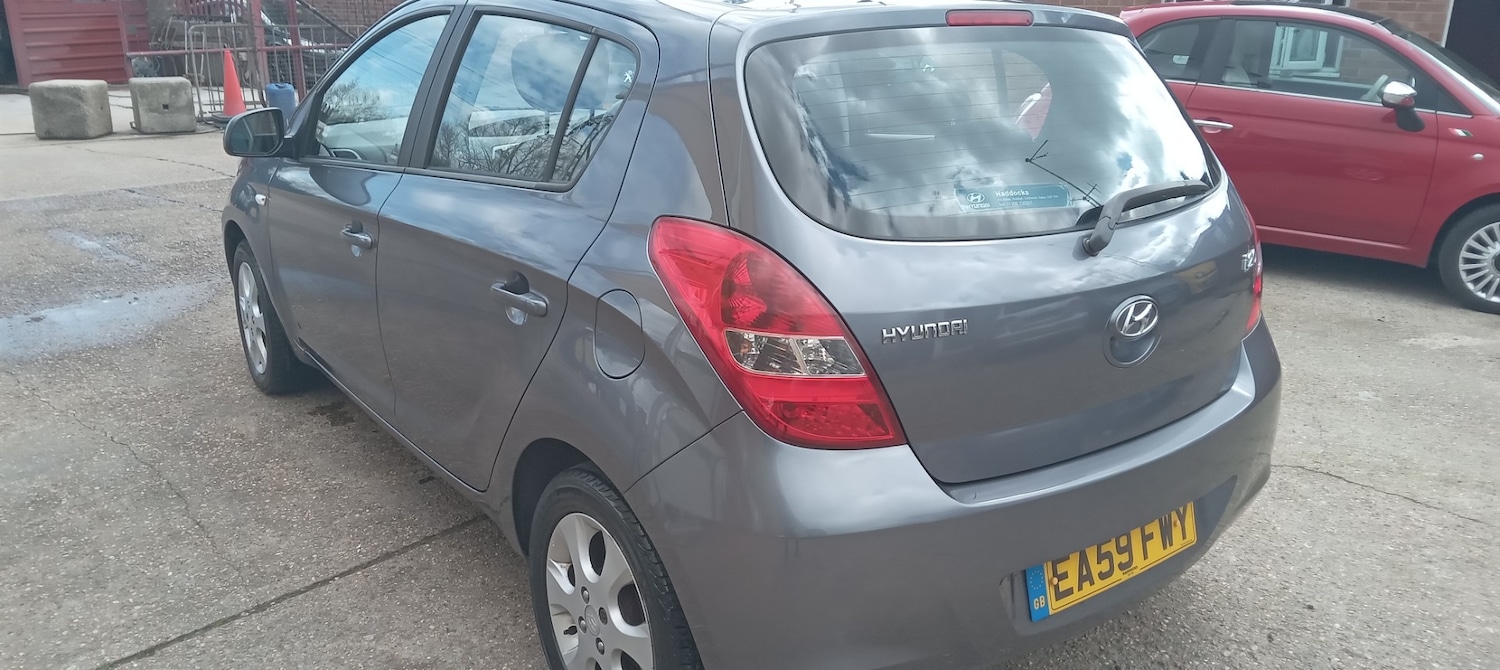 Used Hyundai i20 2009 for sale - 78038870: Photo 5