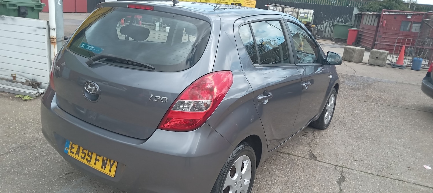 Used Hyundai i20 2009 for sale - 78038870: Photo 7