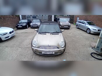Used MINI Convertible 2007 for sale - 75467114: Photo