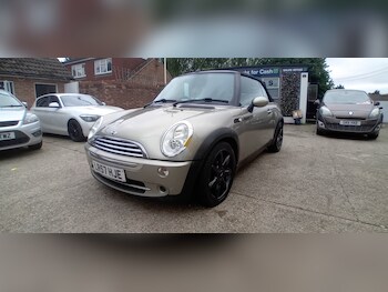 Used MINI Convertible 2007 for sale - 75467114: Photo