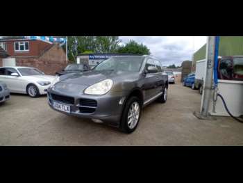 Used Porsche Cayenne 2004 for sale - 74764880: Photo