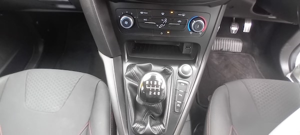 Used Ford Focus 2015 for sale - 76253410: Photo 14