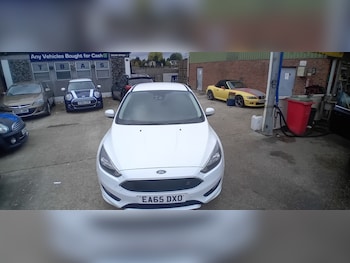 Used Ford Focus 2015 for sale - 76253410: Photo 3