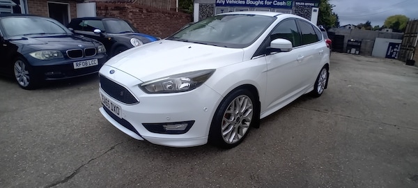 Used Ford Focus 2015 for sale - 76253410: Photo 4