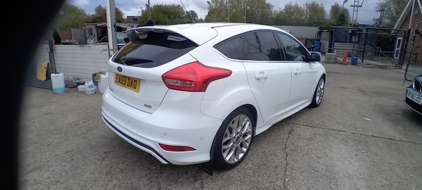 Used Ford Focus 2015 for sale - 76253410: Photo 8