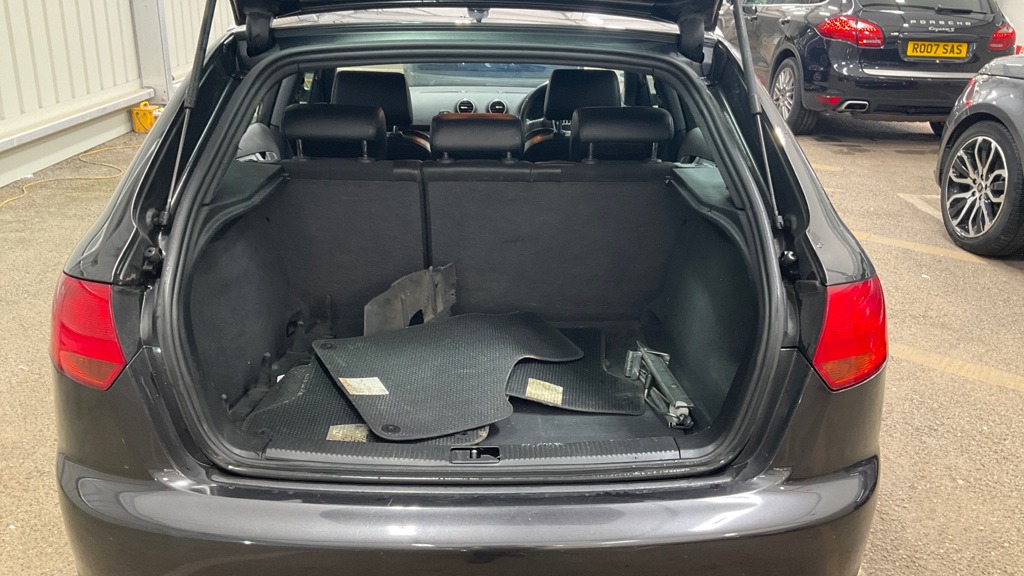 Used Audi A3 2005 for sale - 76352687: Photo 9