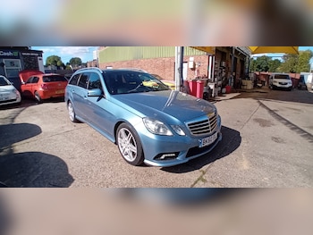 Mercedes-Benz - E-Class