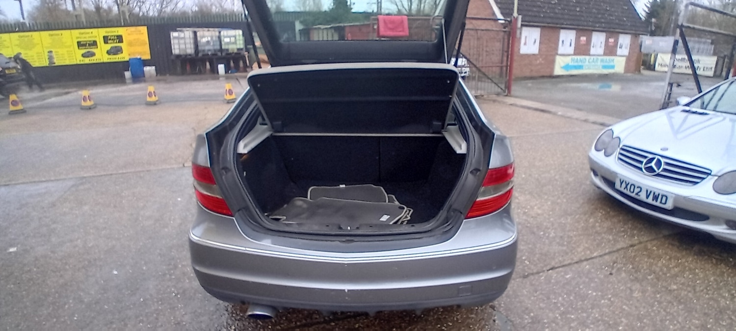 Used Mercedes-Benz CLC Class 2010 for sale - 77323720: Photo 14