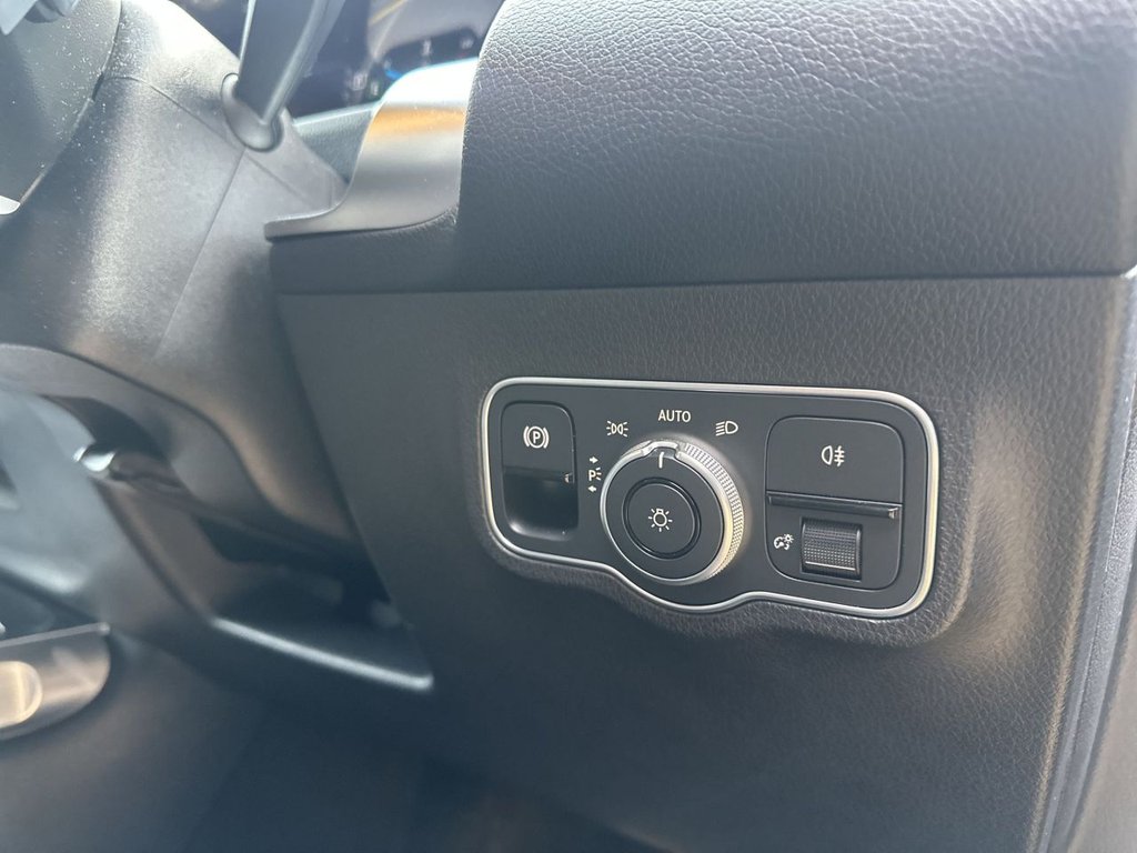 Used Mercedes-Benz GLB 2023 for sale - 76617717: Photo 16