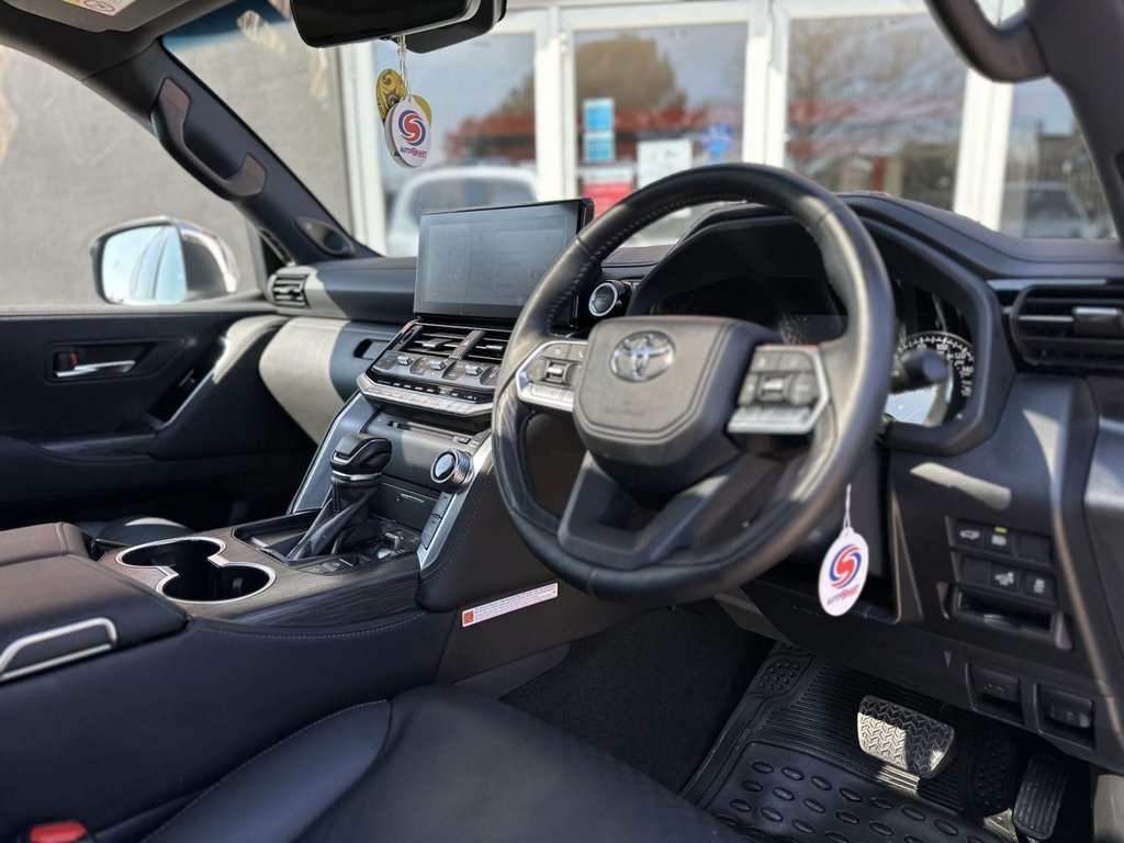 Used Toyota Land Cruiser 2024 for sale - 78162442: Photo 18