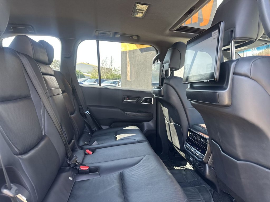 Used Toyota Land Cruiser 2024 for sale - 78162442: Photo 29