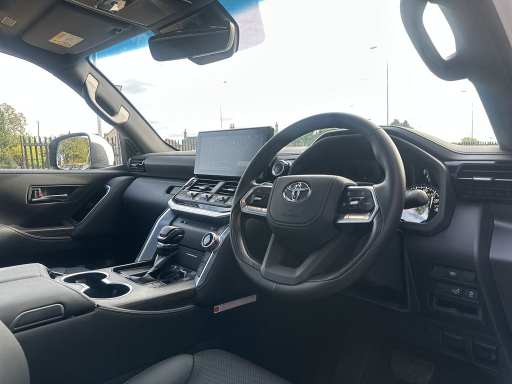 Used Toyota Land Cruiser 2025 for sale - 76202670: Photo 12