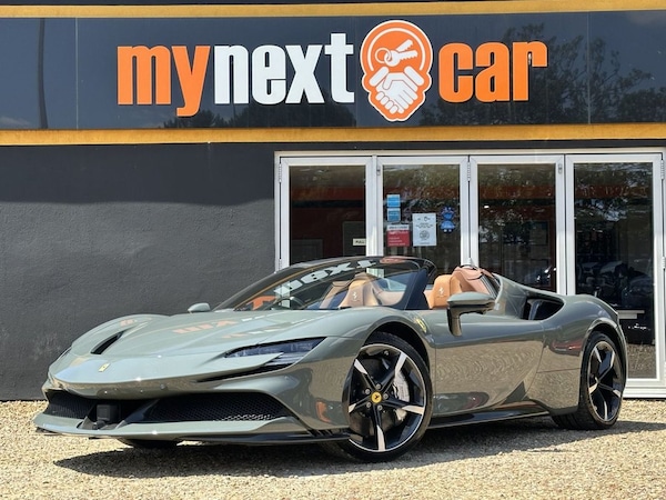 Used Ferrari SF90 Stradale 2024 for sale - 75171190: Photo 9