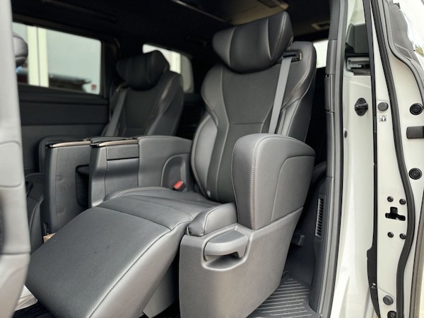 Used Toyota Alphard 2023 for sale - 72662872: Photo 25