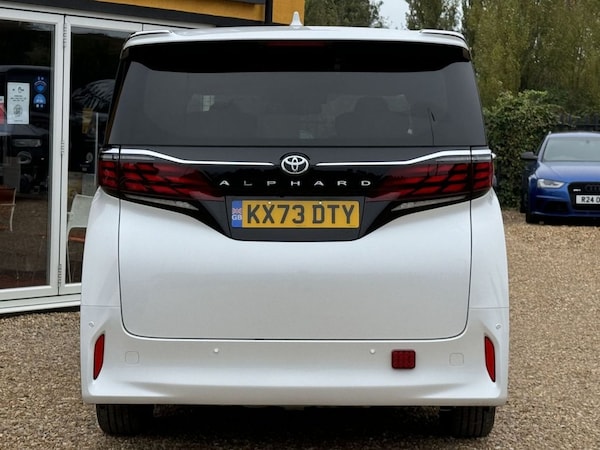 Used Toyota Alphard 2023 for sale - 72662872: Photo 6
