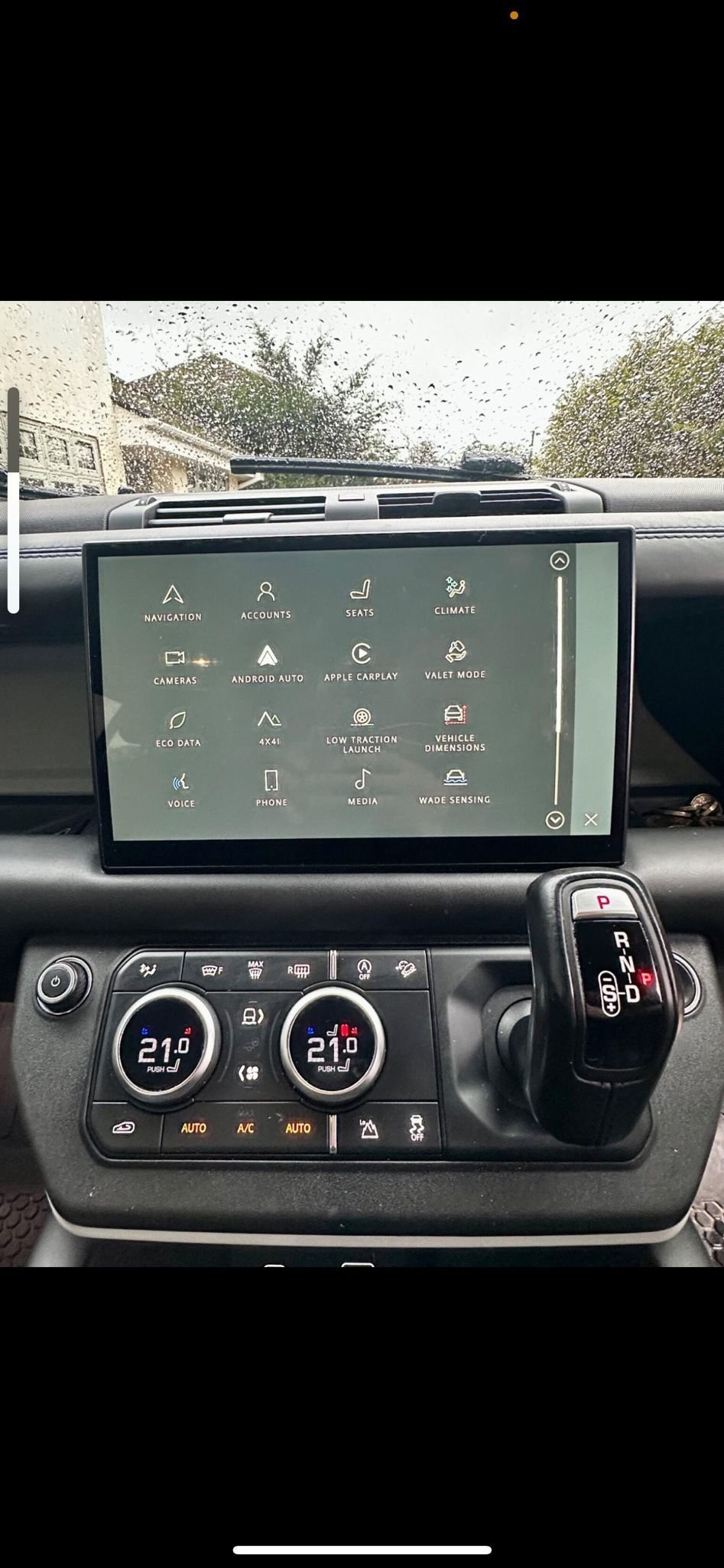 Used Land Rover Defender 2021 for sale - 77007719: Photo 11