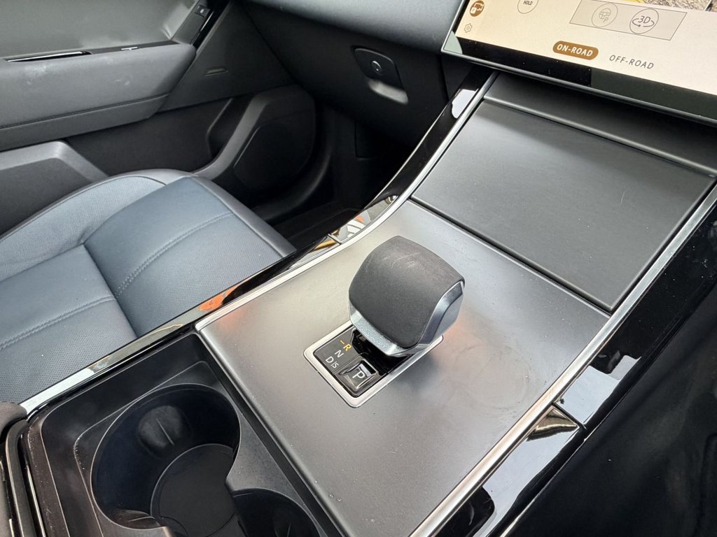 Used Land Rover Range Rover Velar 2024 for sale - 78162499: Photo 16