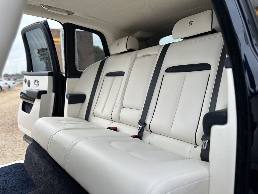 Used Rolls-Royce Cullinan 2021 for sale - 76163288: Photo 13