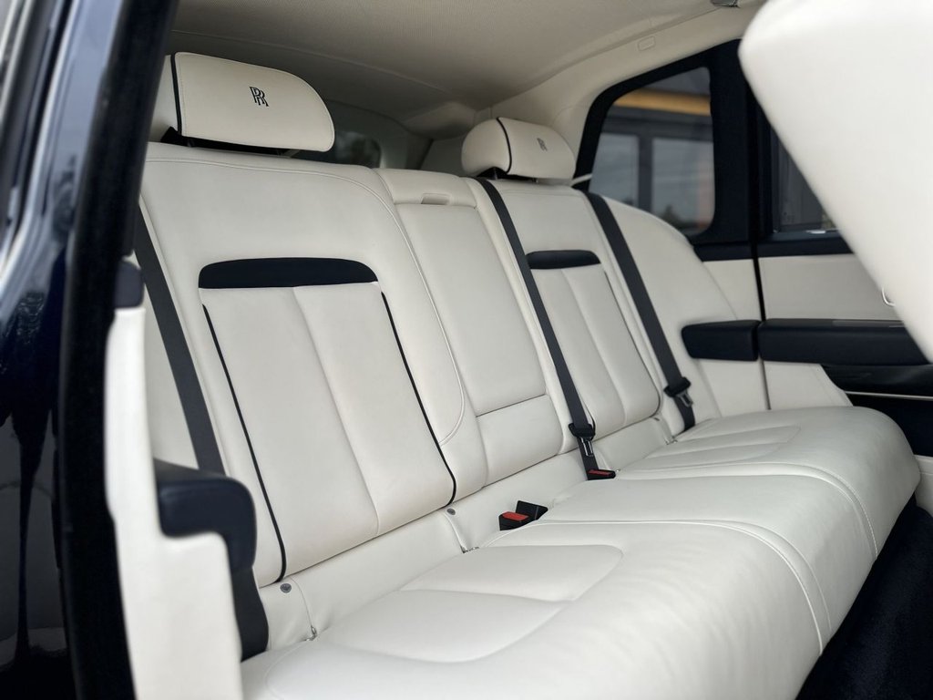 Used Rolls-Royce Cullinan 2021 for sale - 76163288: Photo 14