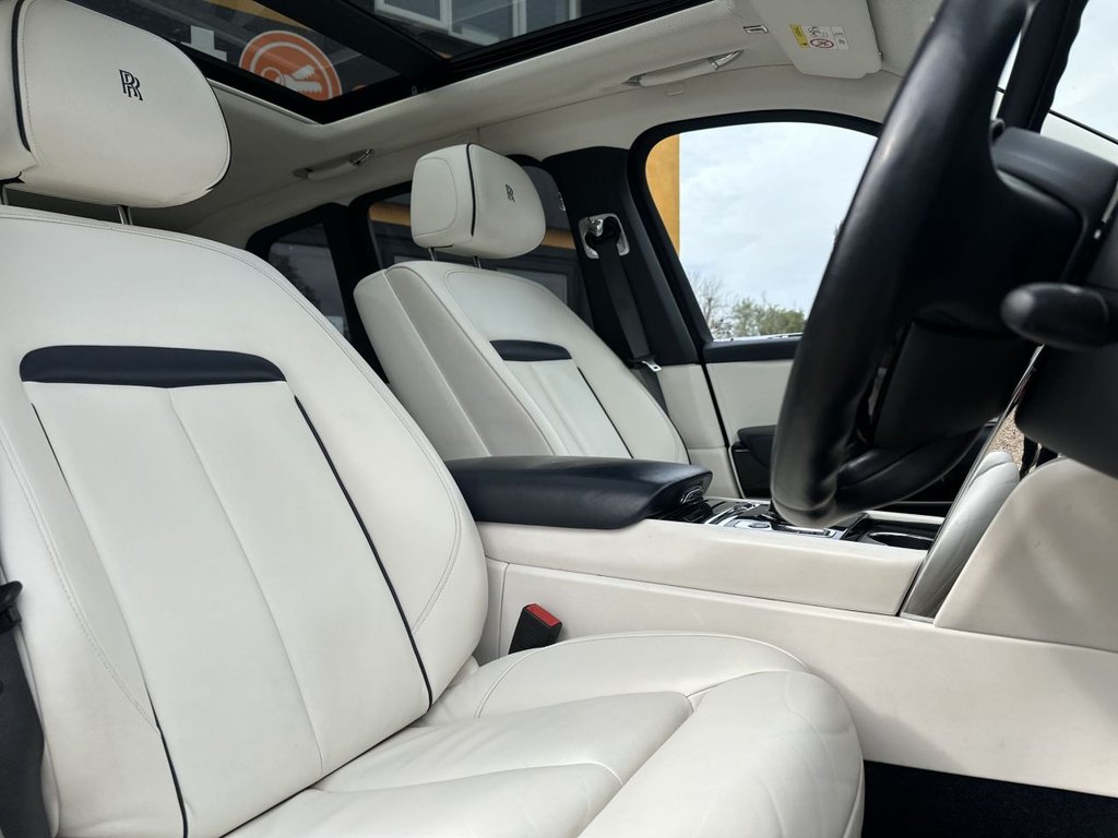 Used Rolls-Royce Cullinan 2021 for sale - 76163288: Photo 18