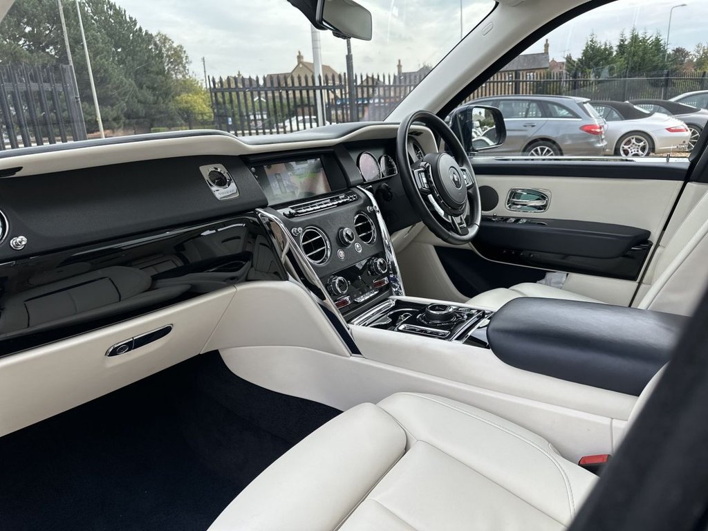 Used Rolls-Royce Cullinan 2021 for sale - 76163288: Photo 20