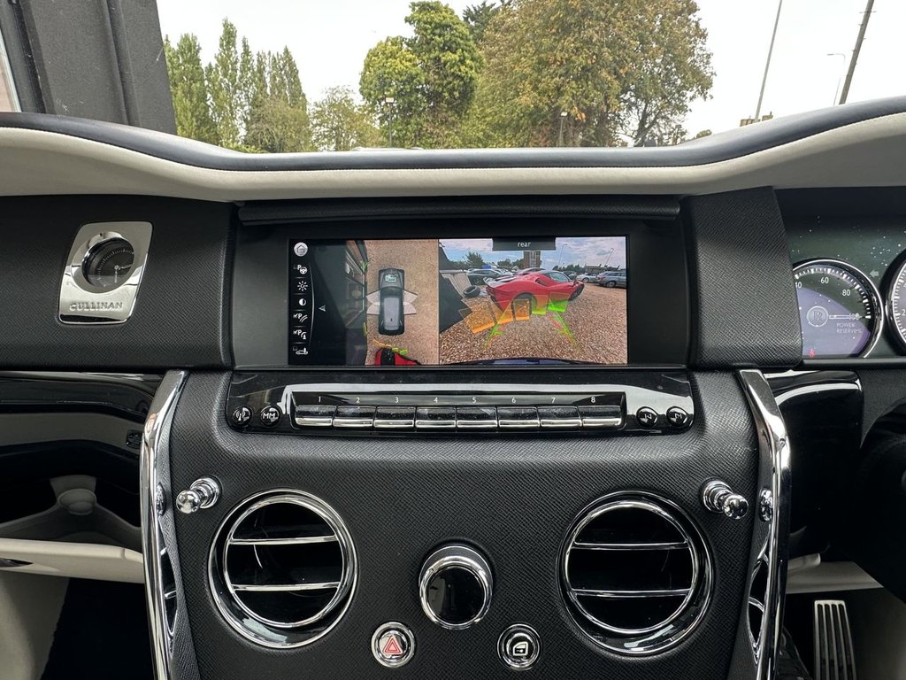 Used Rolls-Royce Cullinan 2021 for sale - 76163288: Photo 22