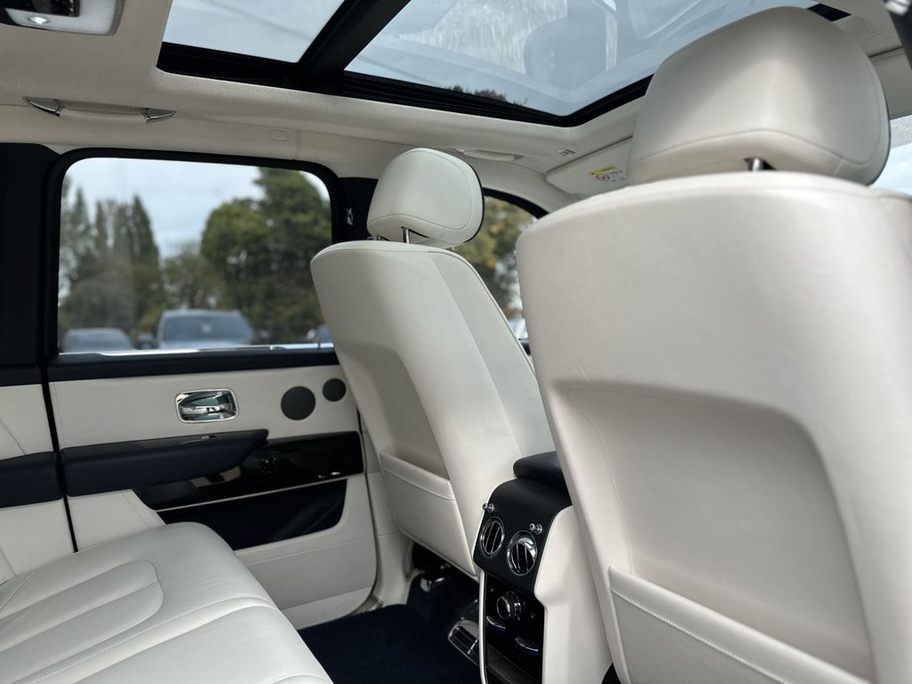 Used Rolls-Royce Cullinan 2021 for sale - 76163288: Photo 25