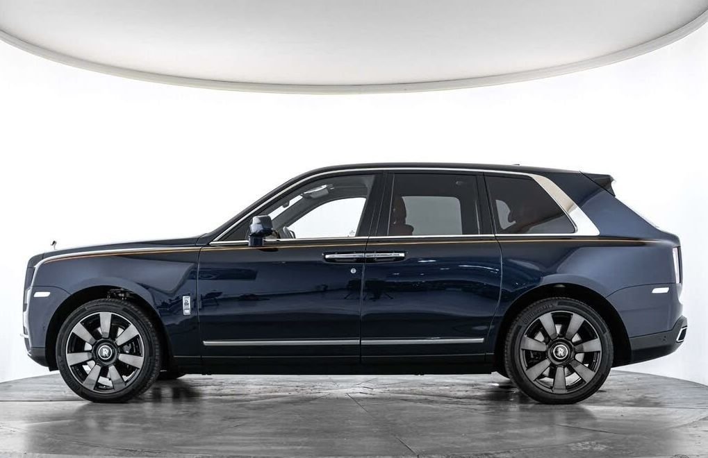Used Rolls-Royce Cullinan 2020 for sale - 78162487: Photo 2
