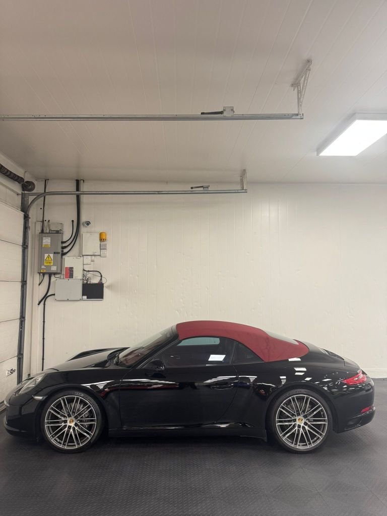 Used Porsche 911 2024 for sale - 77263725: Photo 2